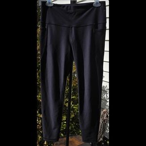 Old Navy Active Black Elevate Go-Dry Leggings